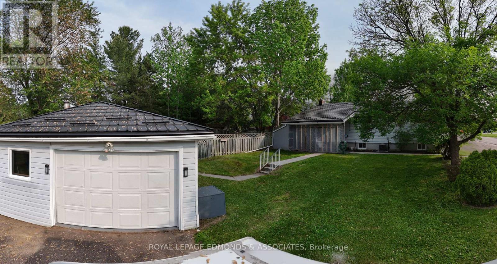 3283 Petawawa Boulevard, Petawawa, Ontario  K8H 1X8 - Photo 43 - X12213211
