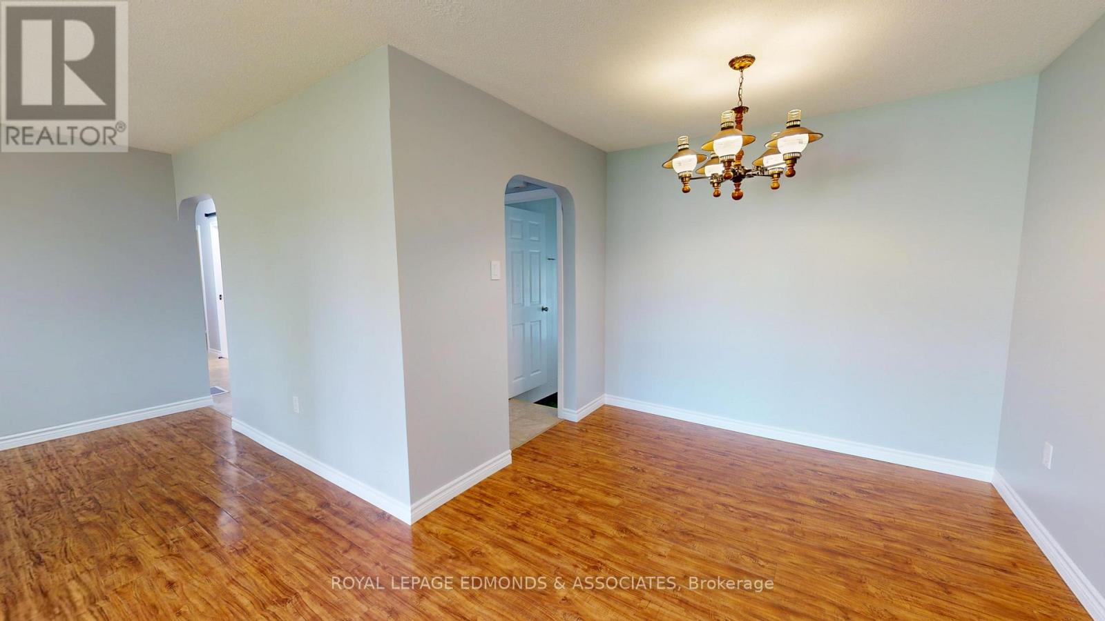 3283 Petawawa Boulevard, Petawawa, Ontario  K8H 1X8 - Photo 9 - X12213211