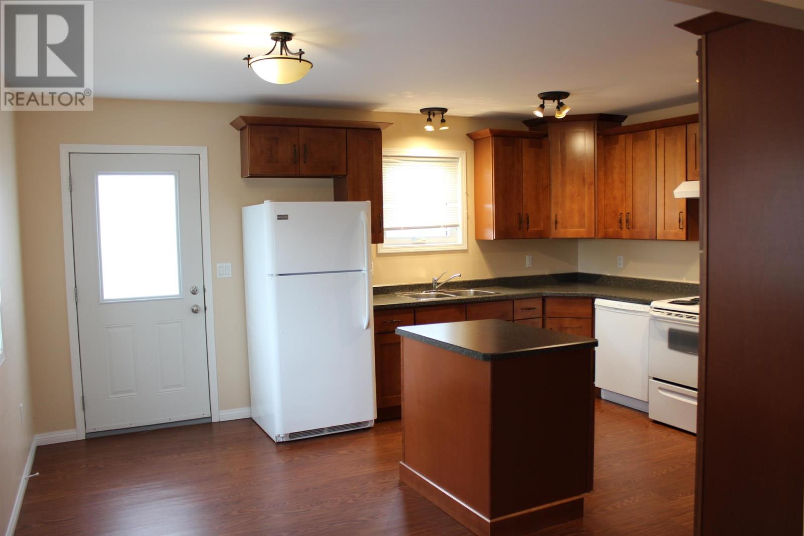 101 Queen St, Barwick, Ontario  P0W 1A0 - Photo 11 - TB251634