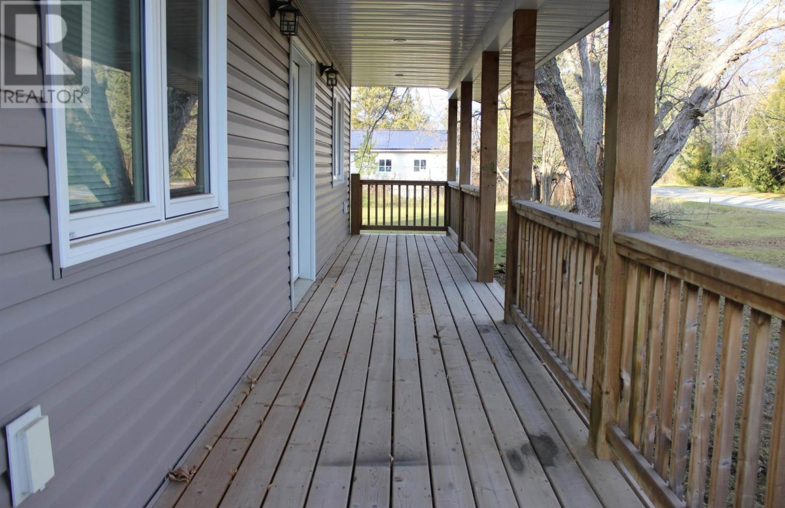 101 Queen St, Barwick, Ontario  P0W 1A0 - Photo 3 - TB251634