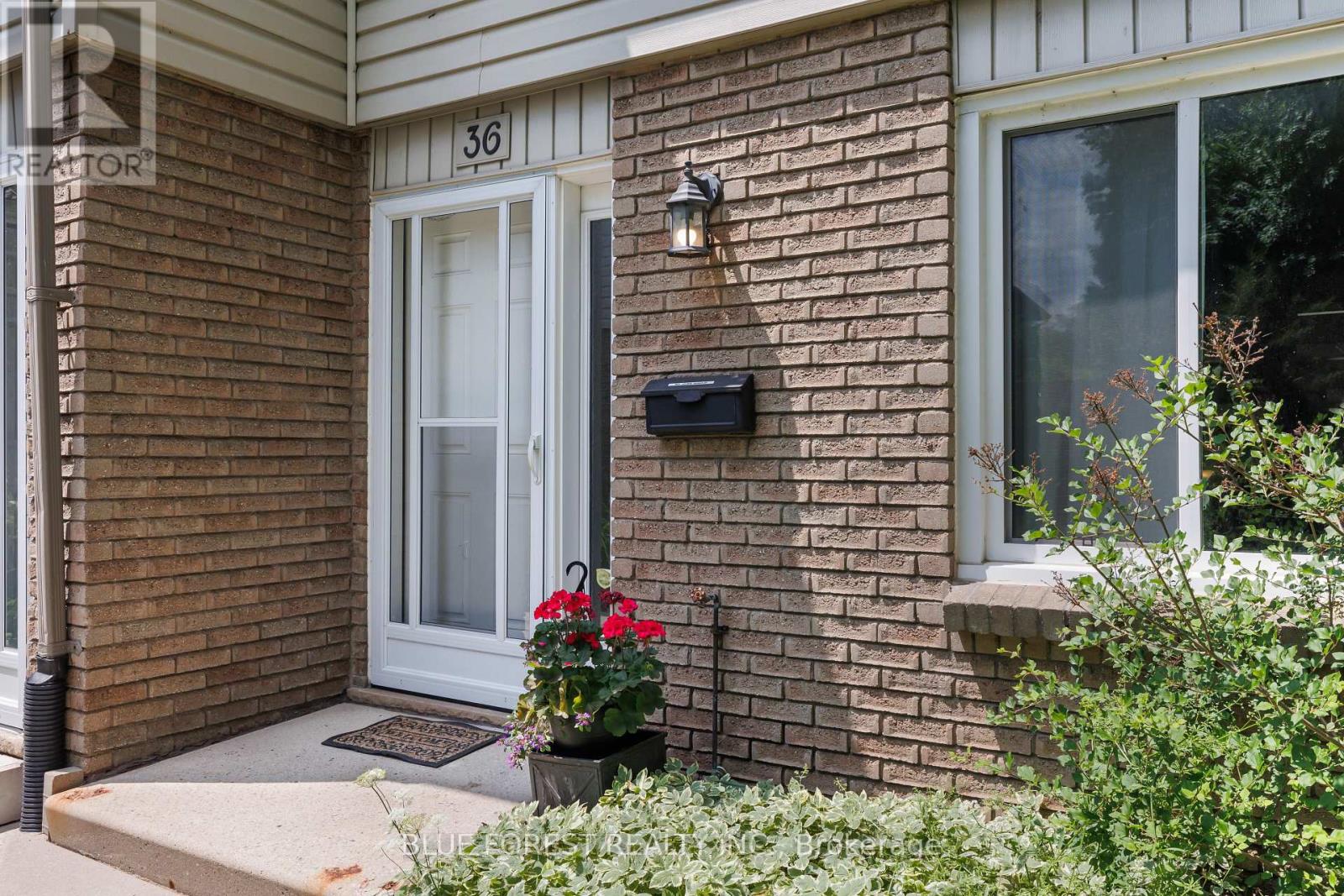 36 - 690 Little Grey Street, London East (East L), Ontario  N5Z 4M9 - Photo 3 - X12213003