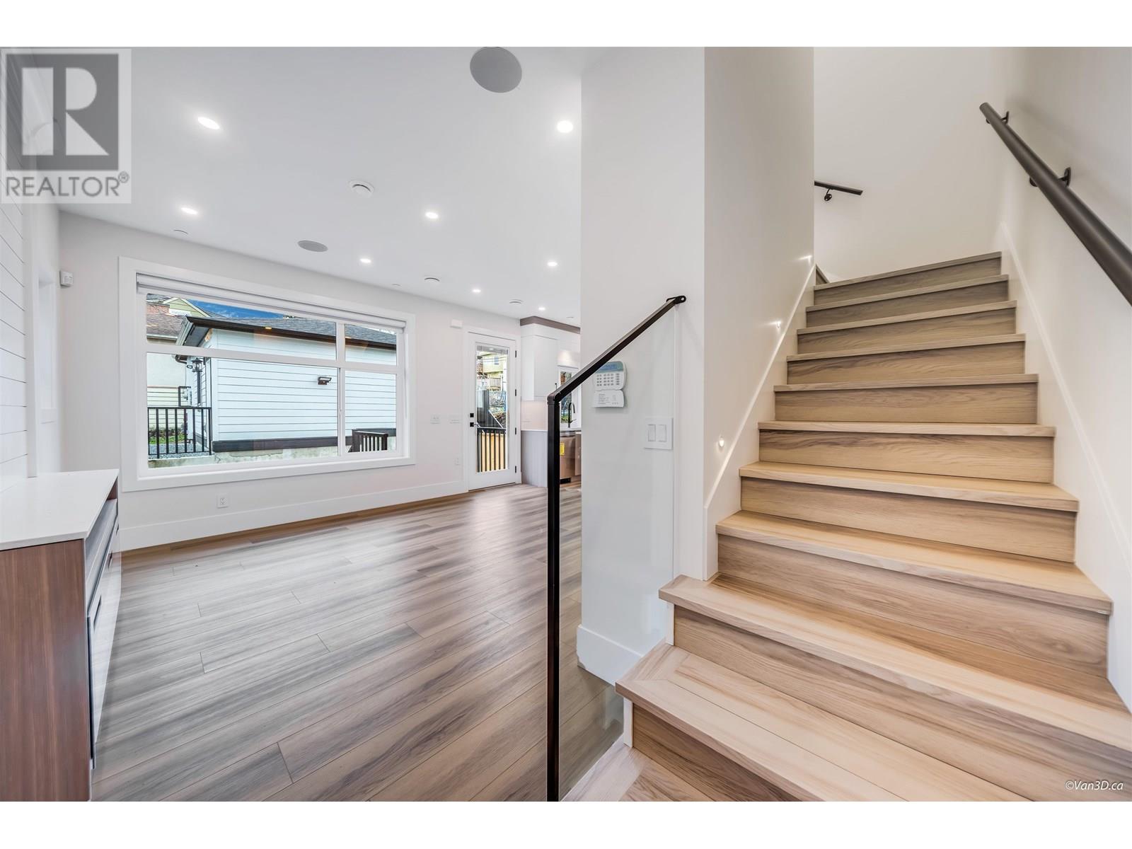 4318 Nanaimo Street, Vancouver, British Columbia  V5N 5J1 - Photo 11 - R3014204