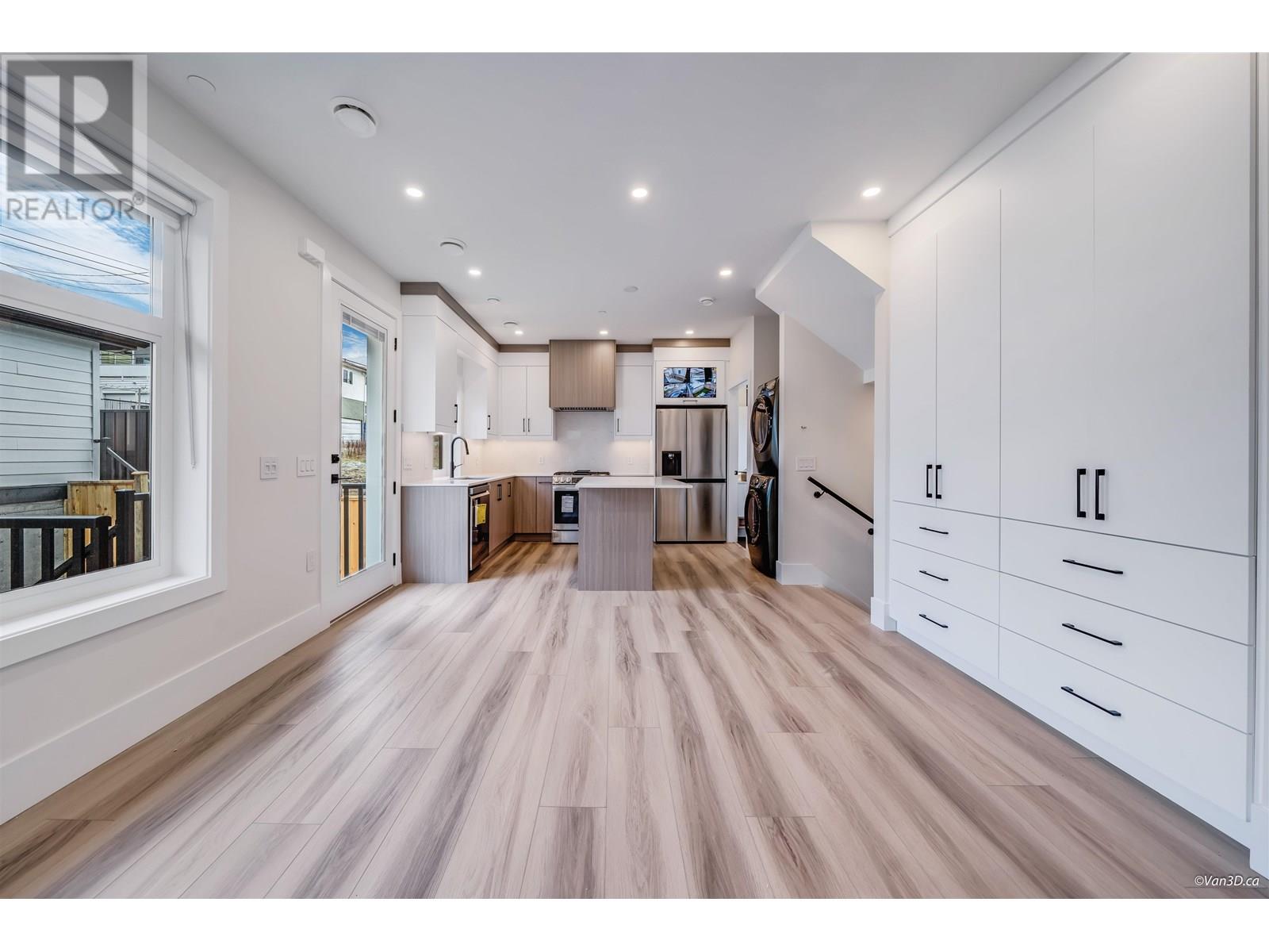 4318 Nanaimo Street, Vancouver, British Columbia  V5N 5J1 - Photo 4 - R3014204