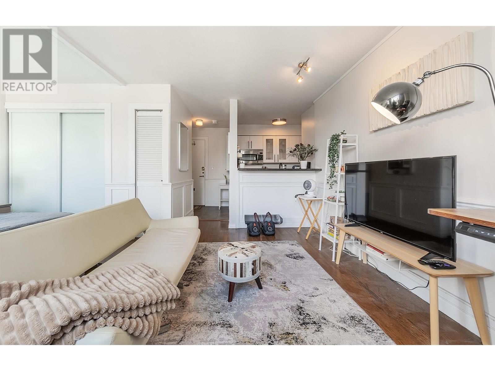 804 1250 BURNABY STREET, Vancouver, British Columbia
