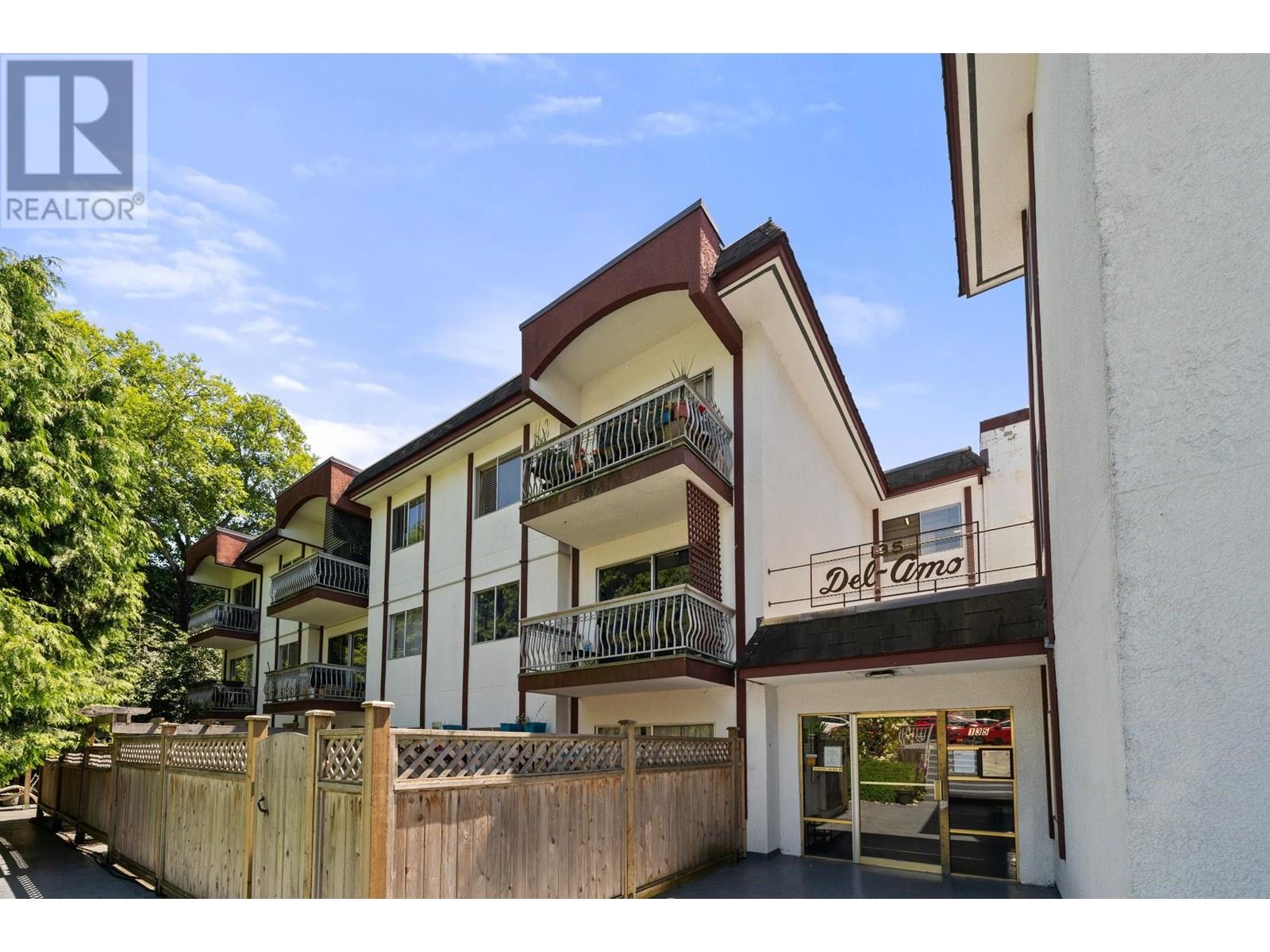 102 135 W 21st Street, North Vancouver, British Columbia  V7M 1Z2 - Photo 2 - R3014246