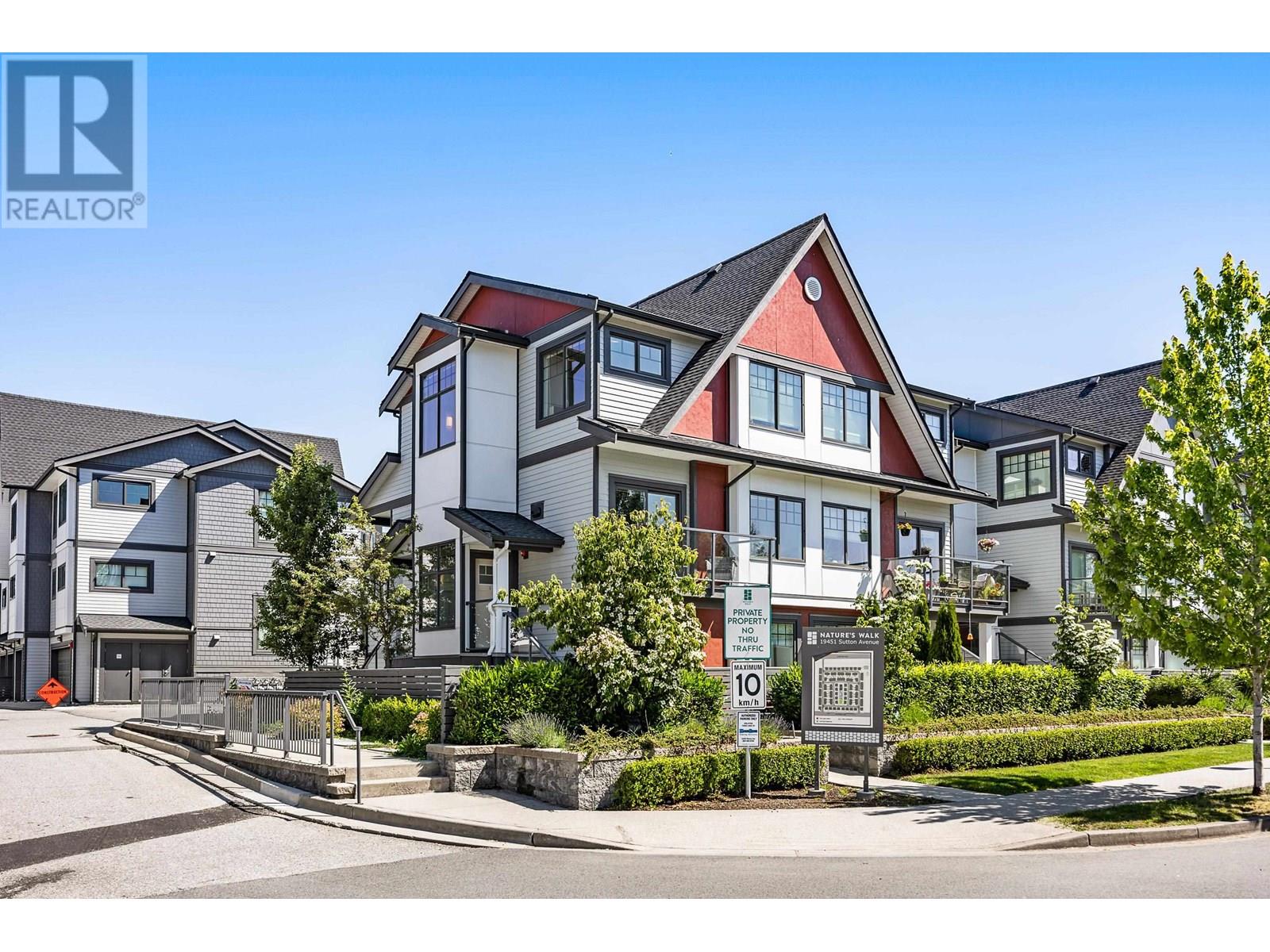1 19451 Sutton Avenue, Pitt Meadows, British Columbia  V3Y 0G6 - Photo 1 - R3014247