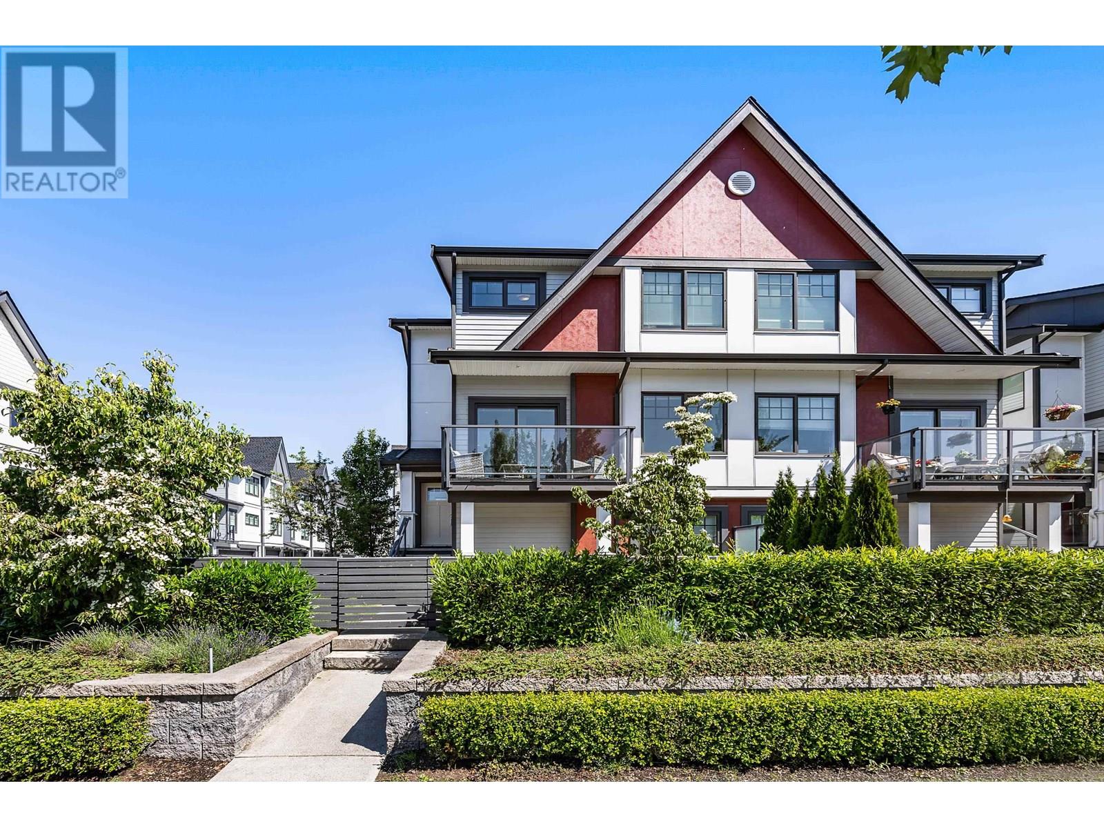 1 19451 Sutton Avenue, Pitt Meadows, British Columbia  V3Y 0G6 - Photo 3 - R3014247