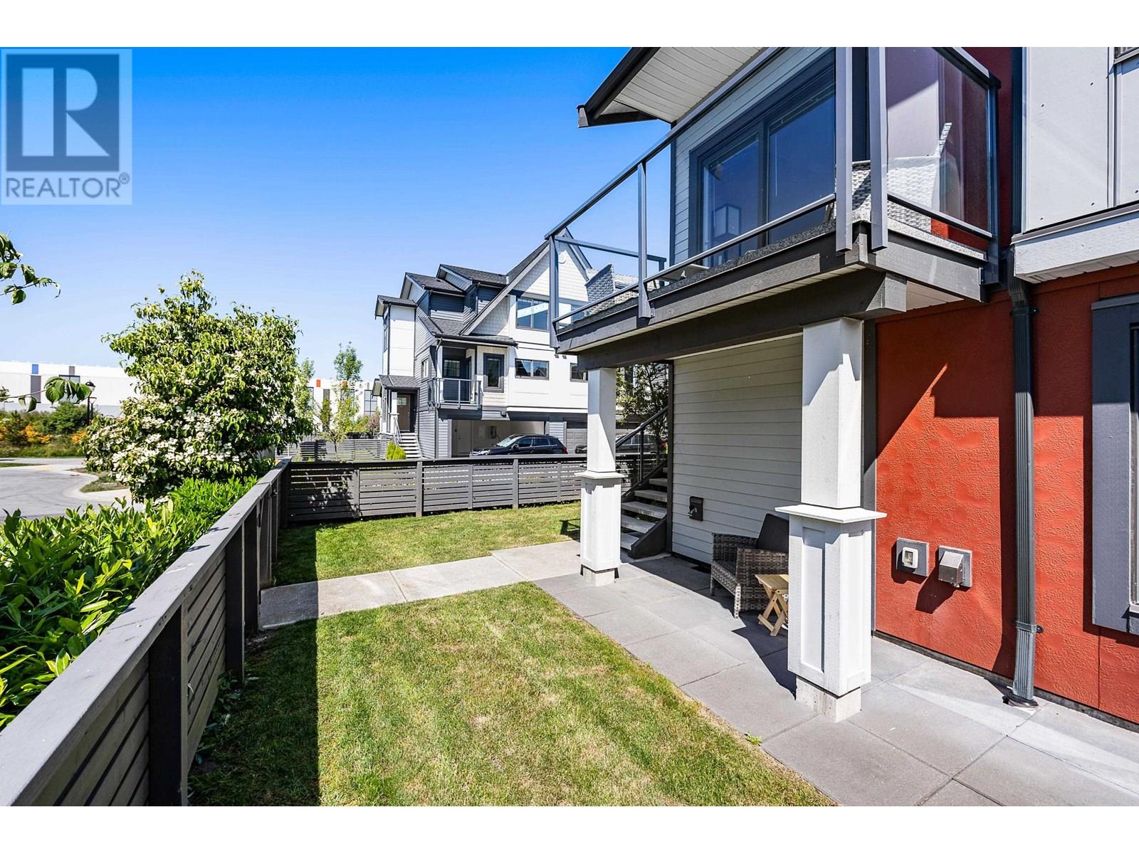 1 19451 Sutton Avenue, Pitt Meadows, British Columbia  V3Y 0G6 - Photo 32 - R3014247