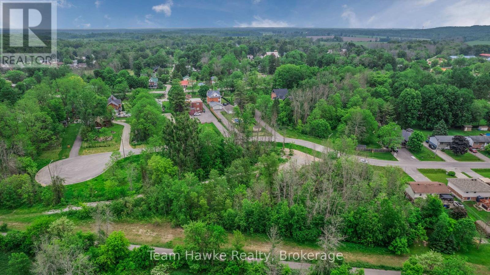 20 West Street, Severn, Ontario  L0K 1E0 - Photo 9 - S12213246