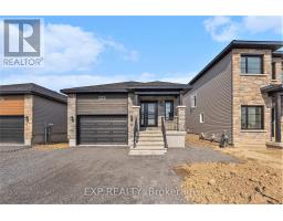 1214 MONTBLANC CRESCENT, Russell, Ontario