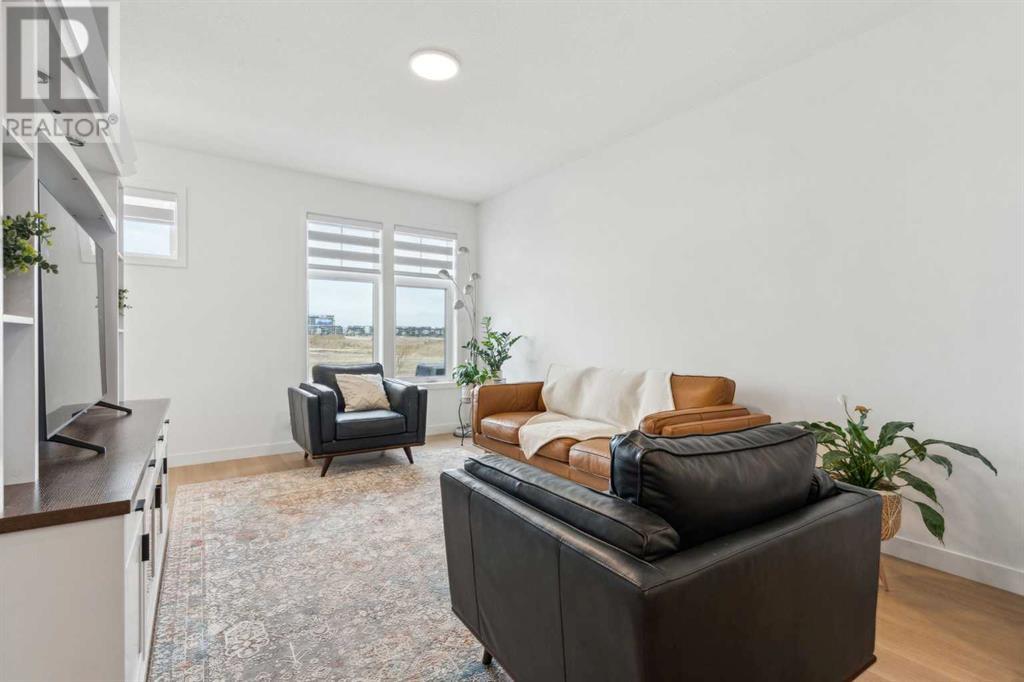 335 Union Avenue Se, Calgary, Alberta  T3M 3R8 - Photo 4 - A2218414