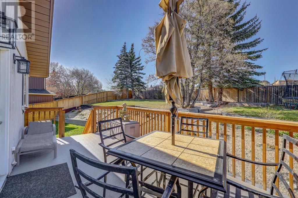 347 Ranchridge Bay Nw, Calgary, Alberta  T3G 1V5 - Photo 30 - A2225645
