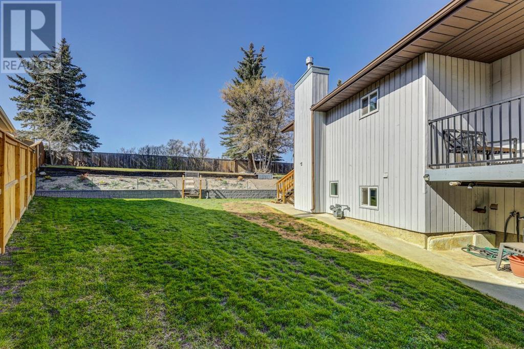 347 Ranchridge Bay Nw, Calgary, Alberta  T3G 1V5 - Photo 31 - A2225645