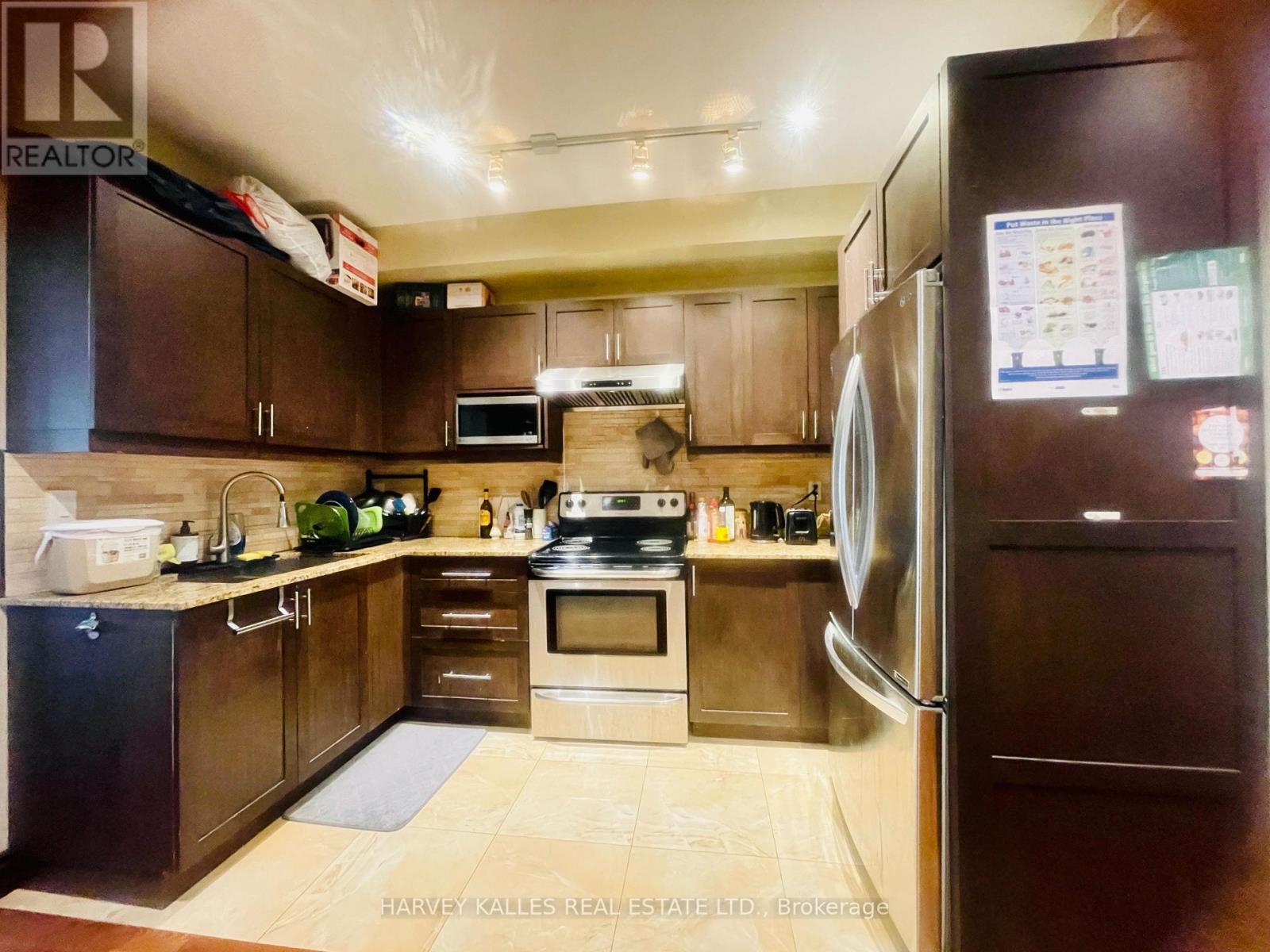 2 - 267 St Helens Avenue, Toronto, Ontario  M6H 4A2 - Photo 3 - C12212768