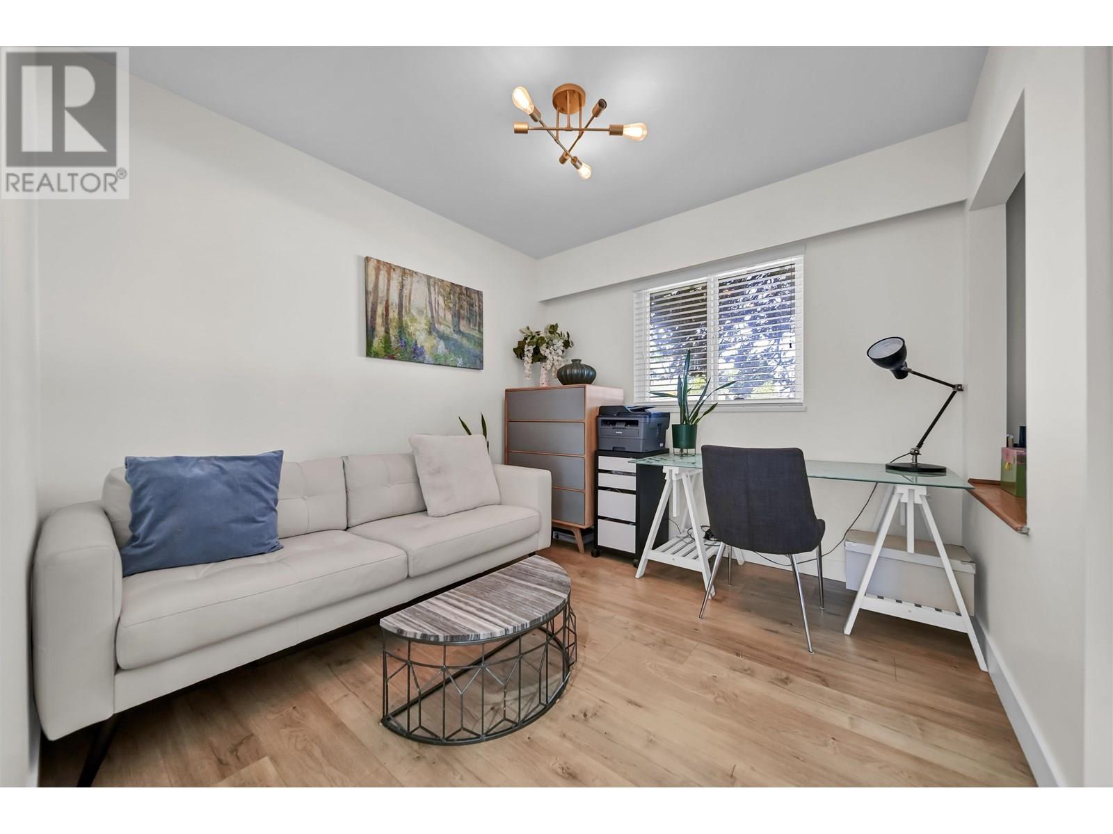 808 Runnymede Avenue, Coquitlam, British Columbia  V3J 2V2 - Photo 14 - R3000663