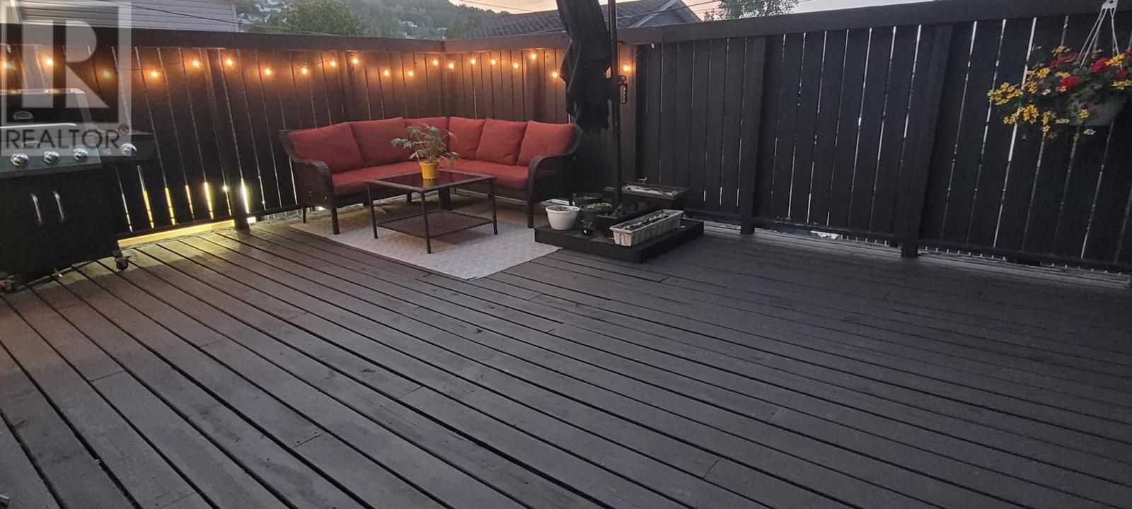 Property at 44 Wellington Street image 3