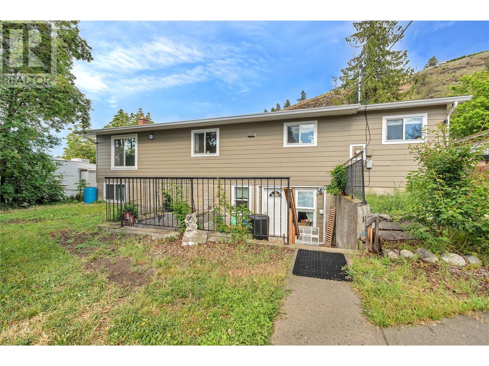 12401 CAMPBELL Crescent, Summerland, British Columbia