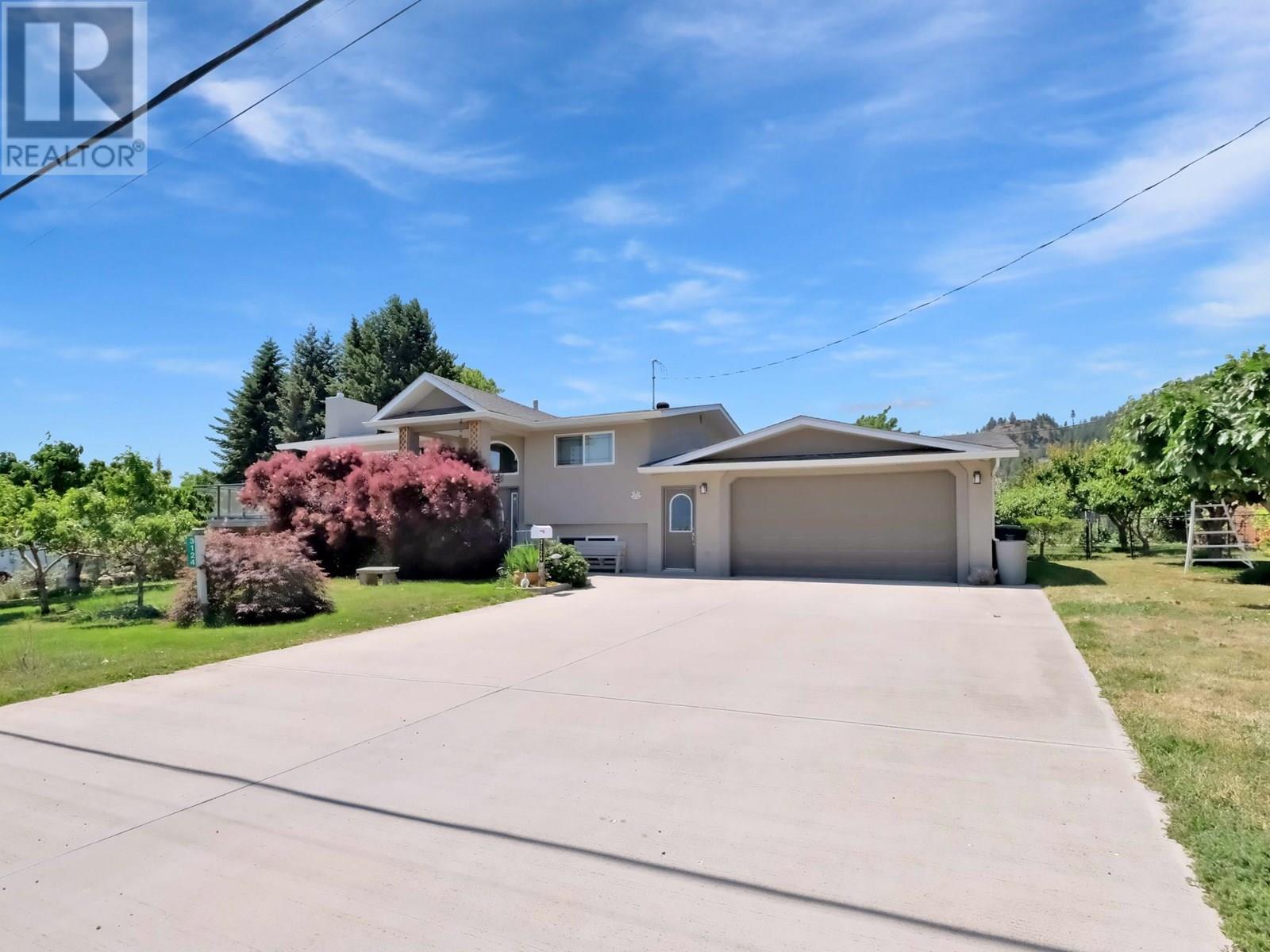 3124 Cox Road, West Kelowna, British Columbia