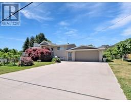 3124 Cox Road, west kelowna, British Columbia