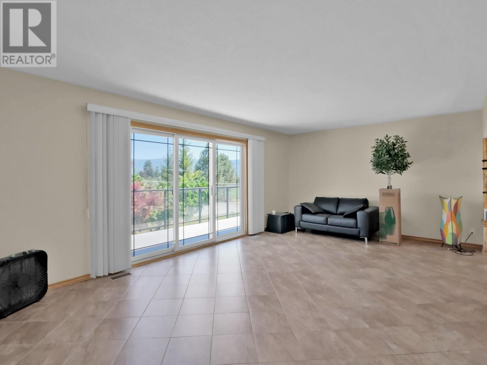 3124 Cox Road, West Kelowna, British Columbia  V1Z 2B4 - Photo 10 - 10351400