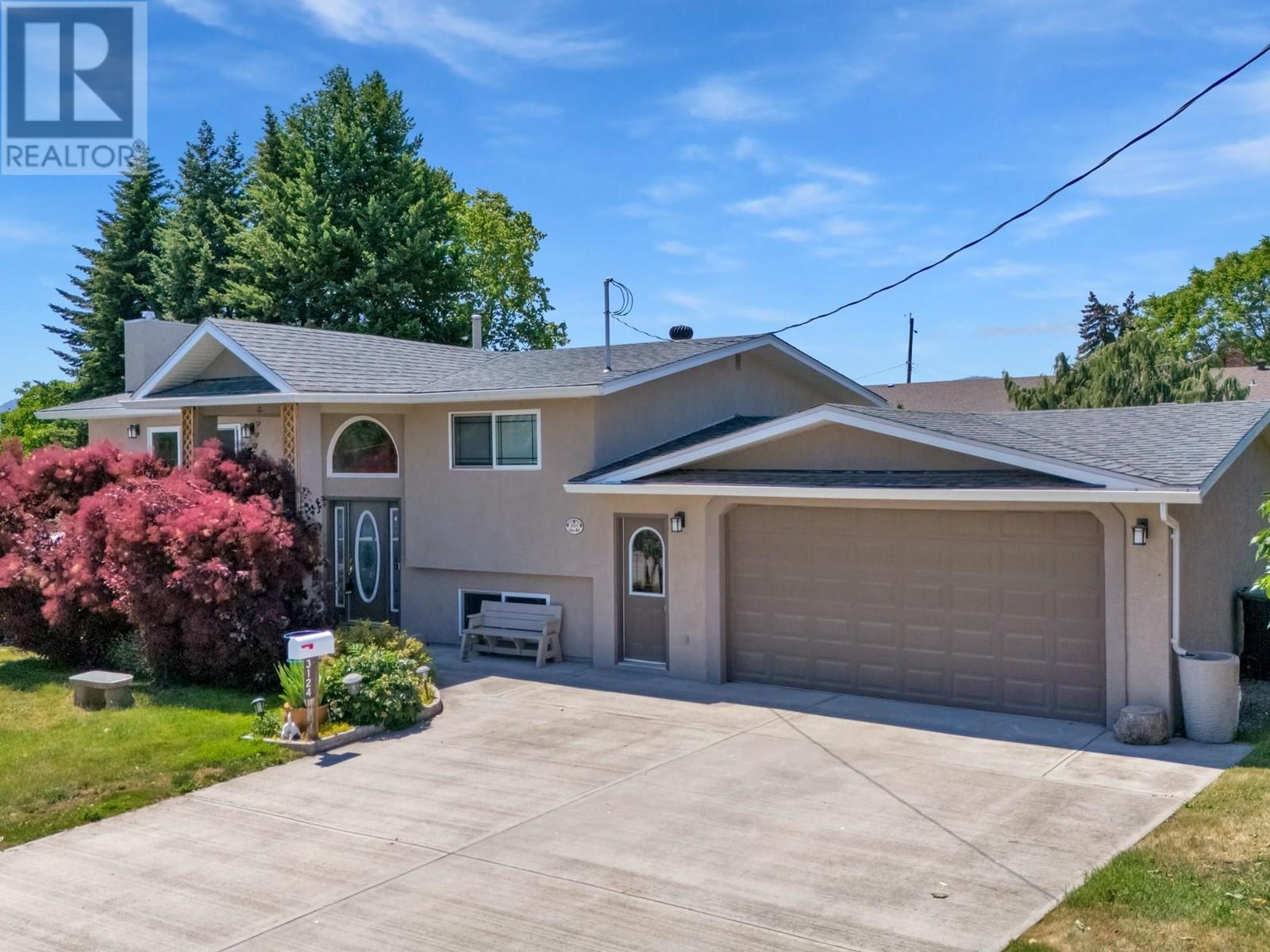 3124 Cox Road, West Kelowna, British Columbia  V1Z 2B4 - Photo 2 - 10351400