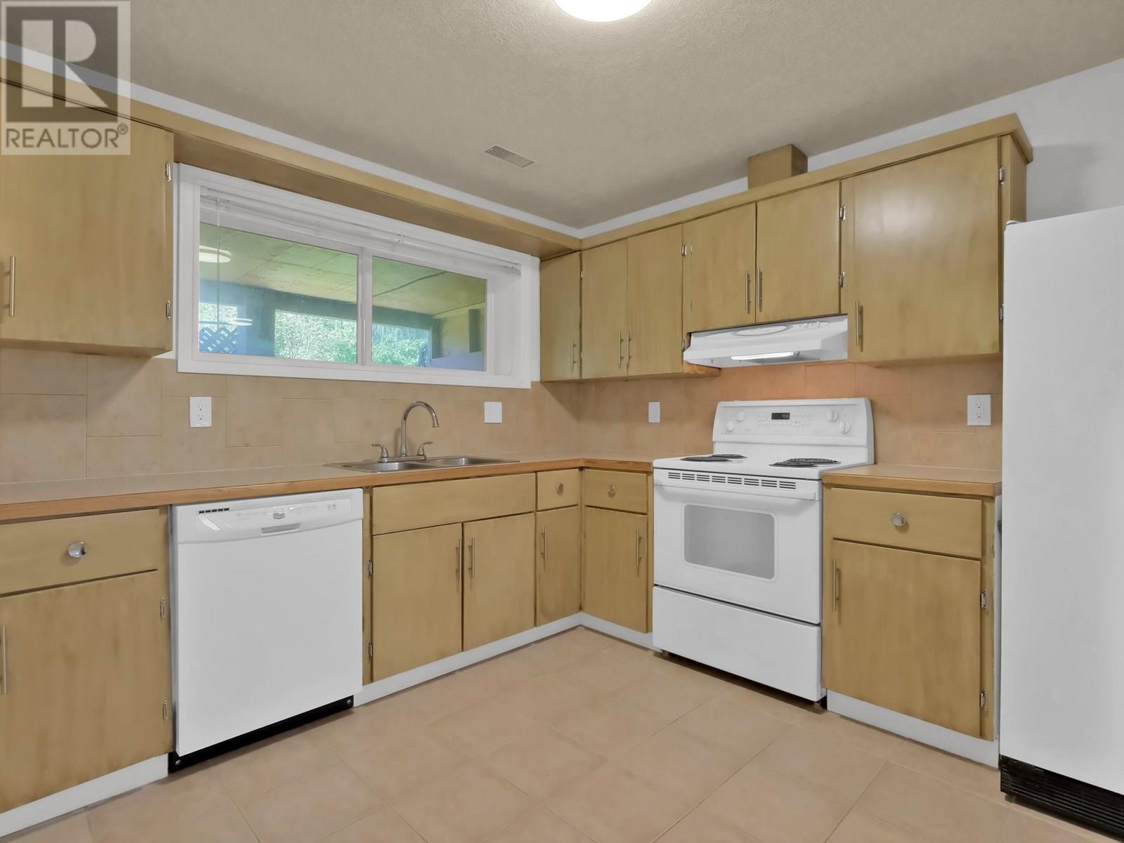 3124 Cox Road, West Kelowna, British Columbia  V1Z 2B4 - Photo 38 - 10351400