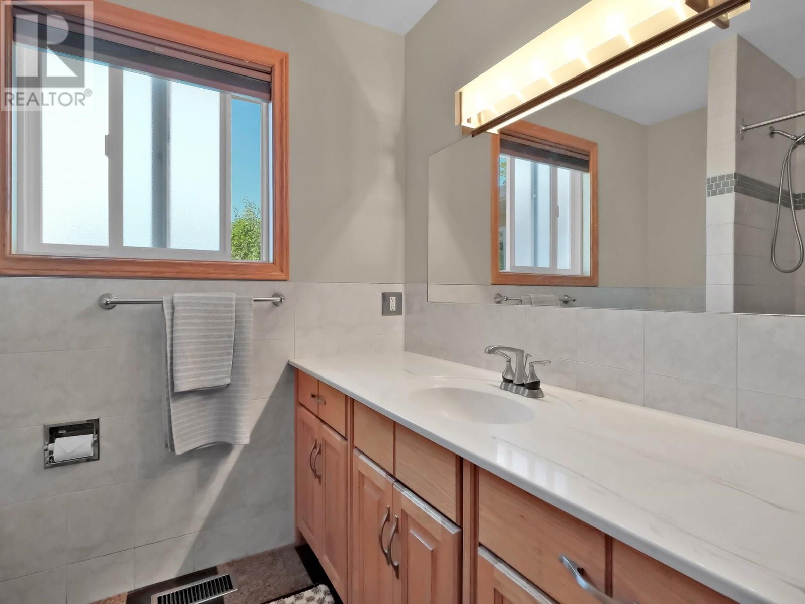 3124 Cox Road, West Kelowna, British Columbia  V1Z 2B4 - Photo 27 - 10351400