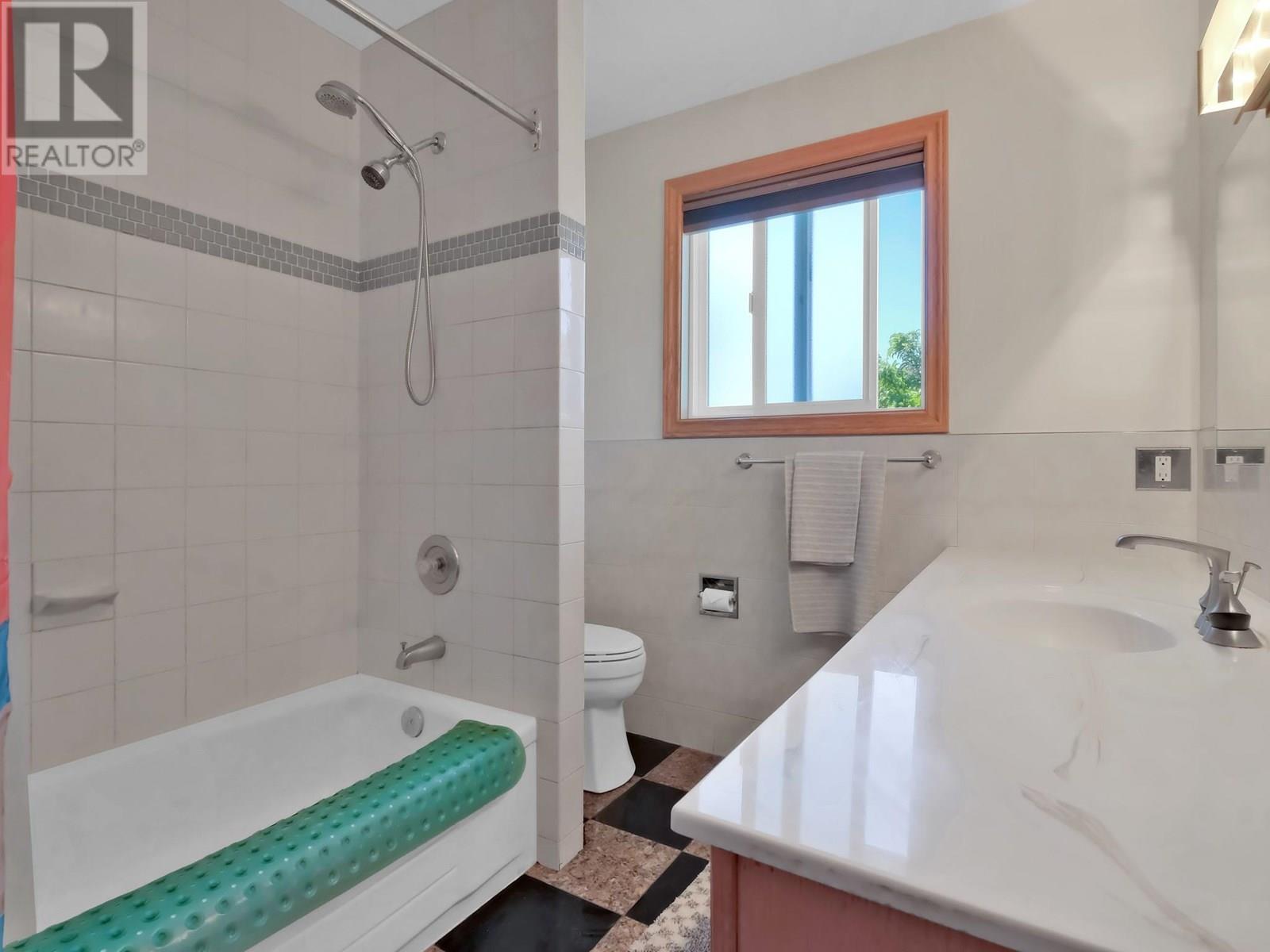 3124 Cox Road, West Kelowna, British Columbia  V1Z 2B4 - Photo 26 - 10351400