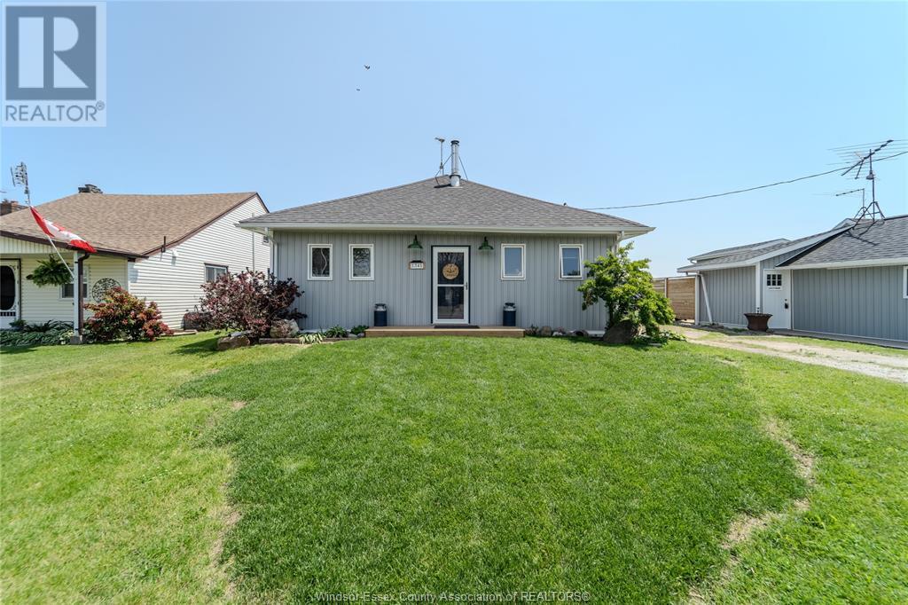 1341 Heritage, Kingsville, Ontario  N9Y 2E6 - Photo 2 - 25014783