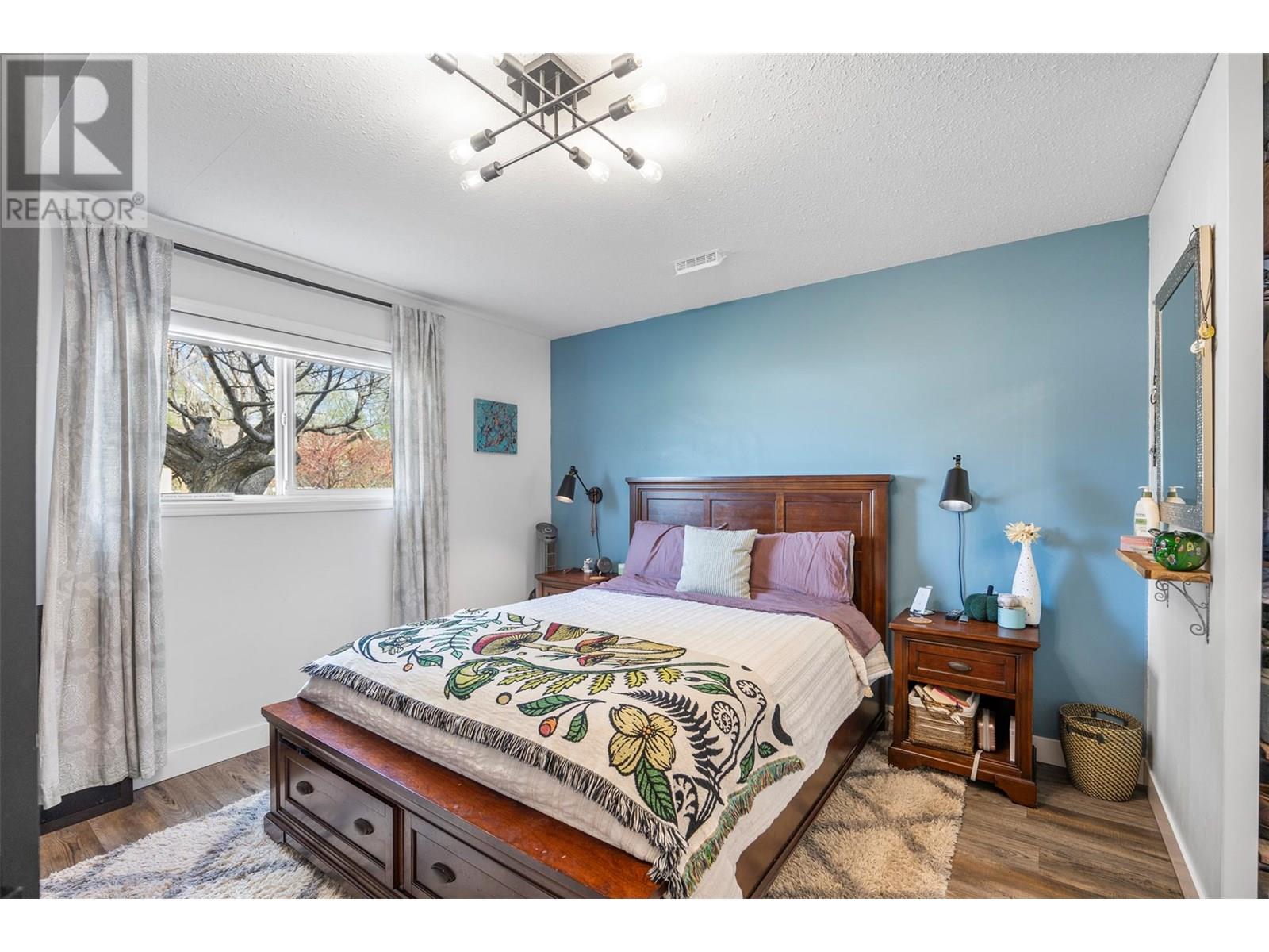 1044 Dundas Street, Kamloops, British Columbia  V2B 2T2 - Photo 37 - 10351831