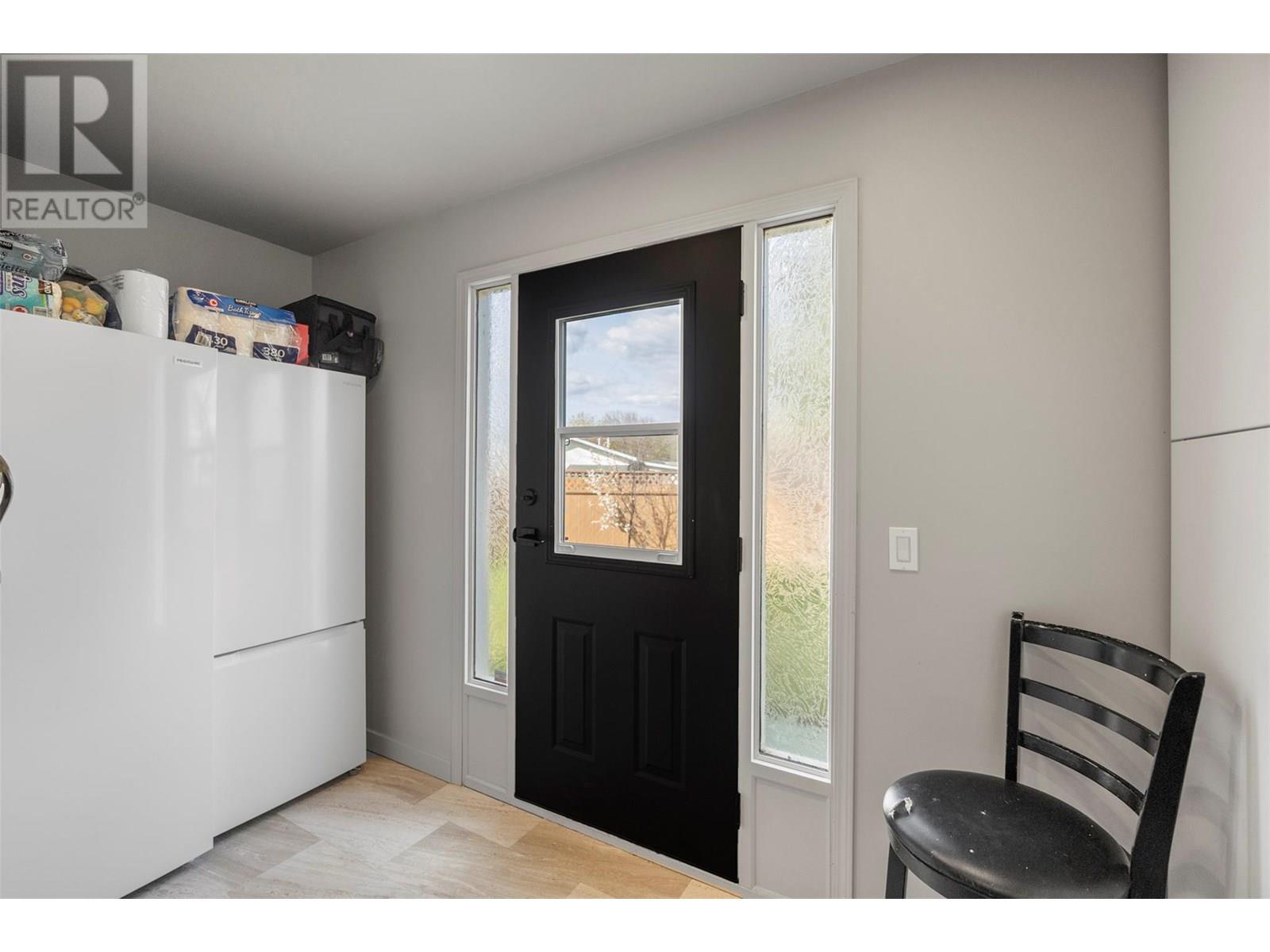 1044 Dundas Street, Kamloops, British Columbia  V2B 2T2 - Photo 44 - 10351831