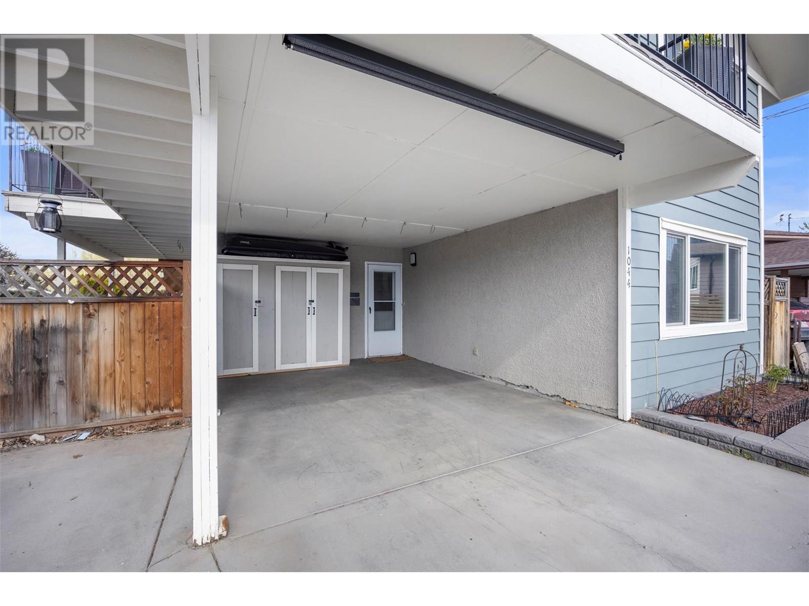 1044 Dundas Street, Kamloops, British Columbia  V2B 2T2 - Photo 47 - 10351831