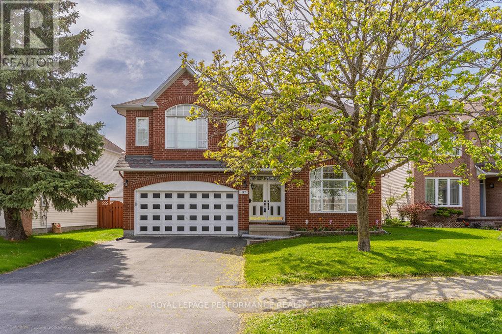 147 GRASSY PLAINS DRIVE, Ottawa, Ontario