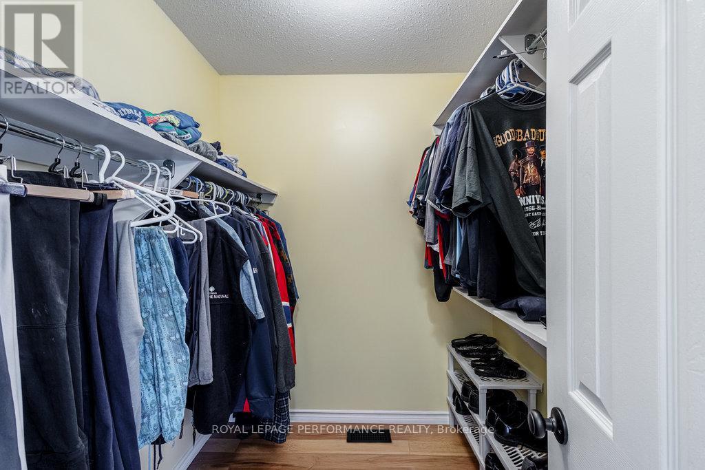 147 Grassy Plains Drive, Ottawa, Ontario  K2M 2R6 - Photo 21 - X12213212