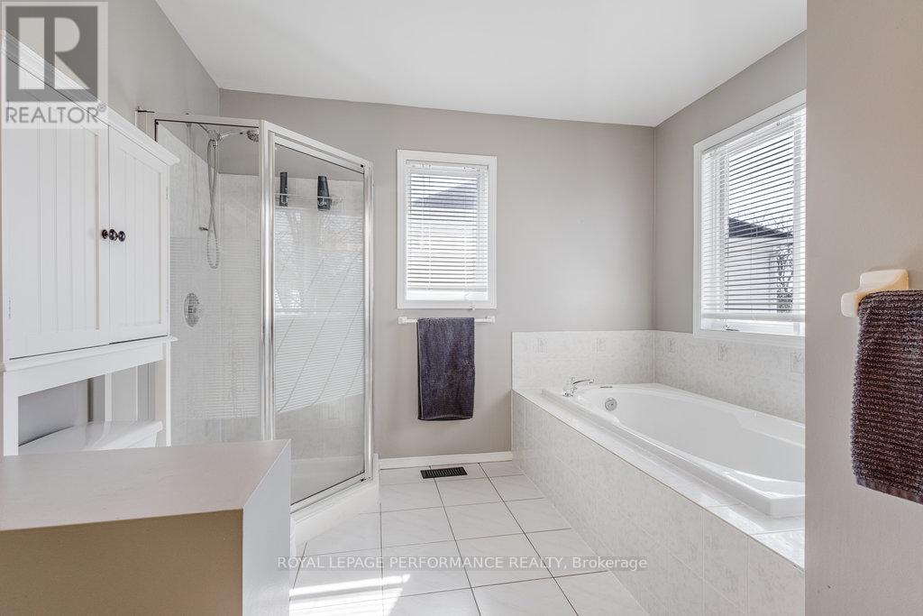 147 Grassy Plains Drive, Ottawa, Ontario  K2M 2R6 - Photo 24 - X12213212
