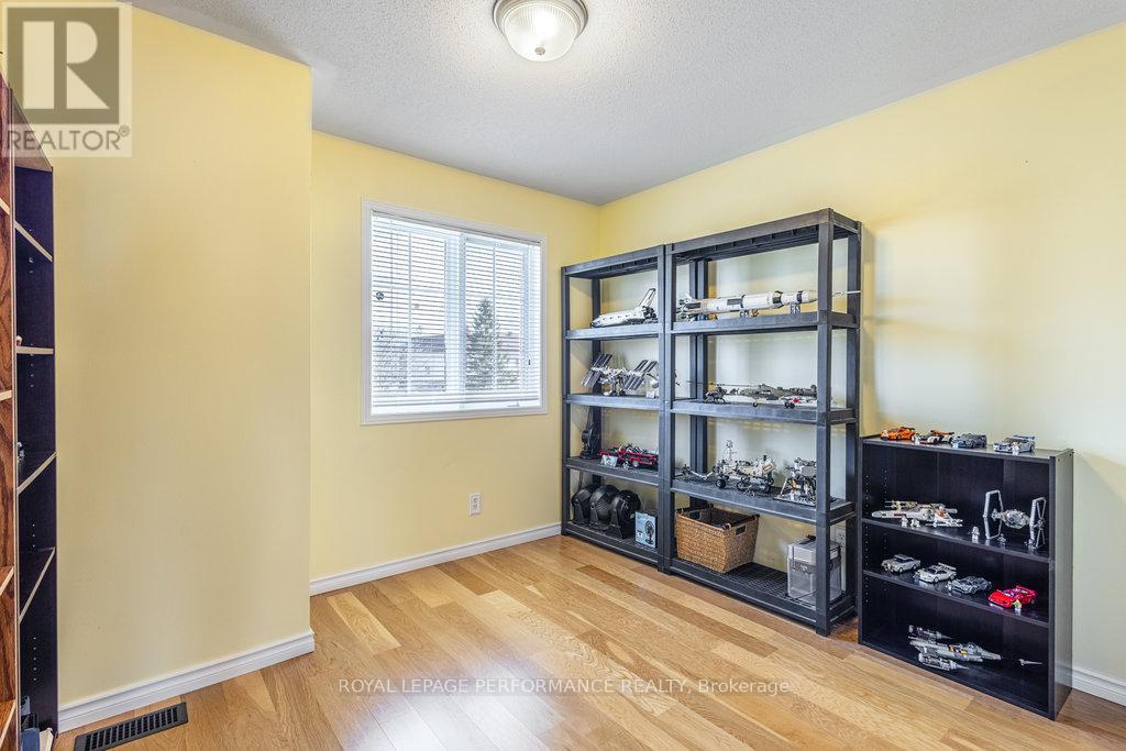 147 Grassy Plains Drive, Ottawa, Ontario  K2M 2R6 - Photo 30 - X12213212