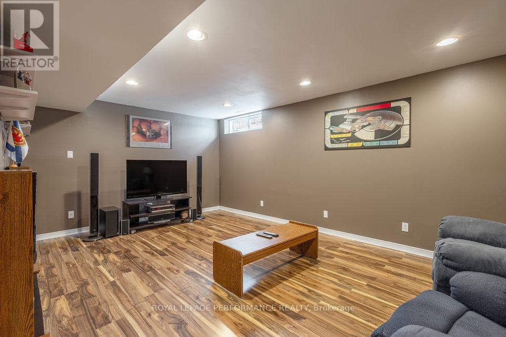 147 Grassy Plains Drive, Ottawa, Ontario  K2M 2R6 - Photo 34 - X12213212