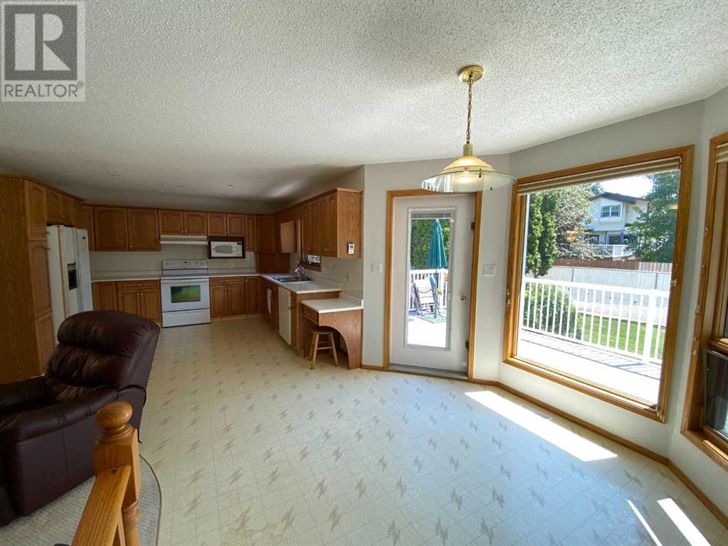 7 Fairview Close E, Brooks, Alberta  T1R 0N7 - Photo 15 - A2230007