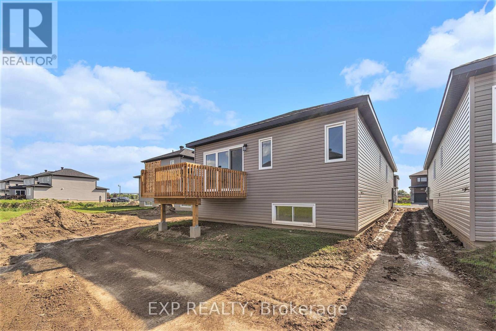 1214 Montblanc Crescent, Russell, Ontario  K0A 1W0 - Photo 18 - X12208126