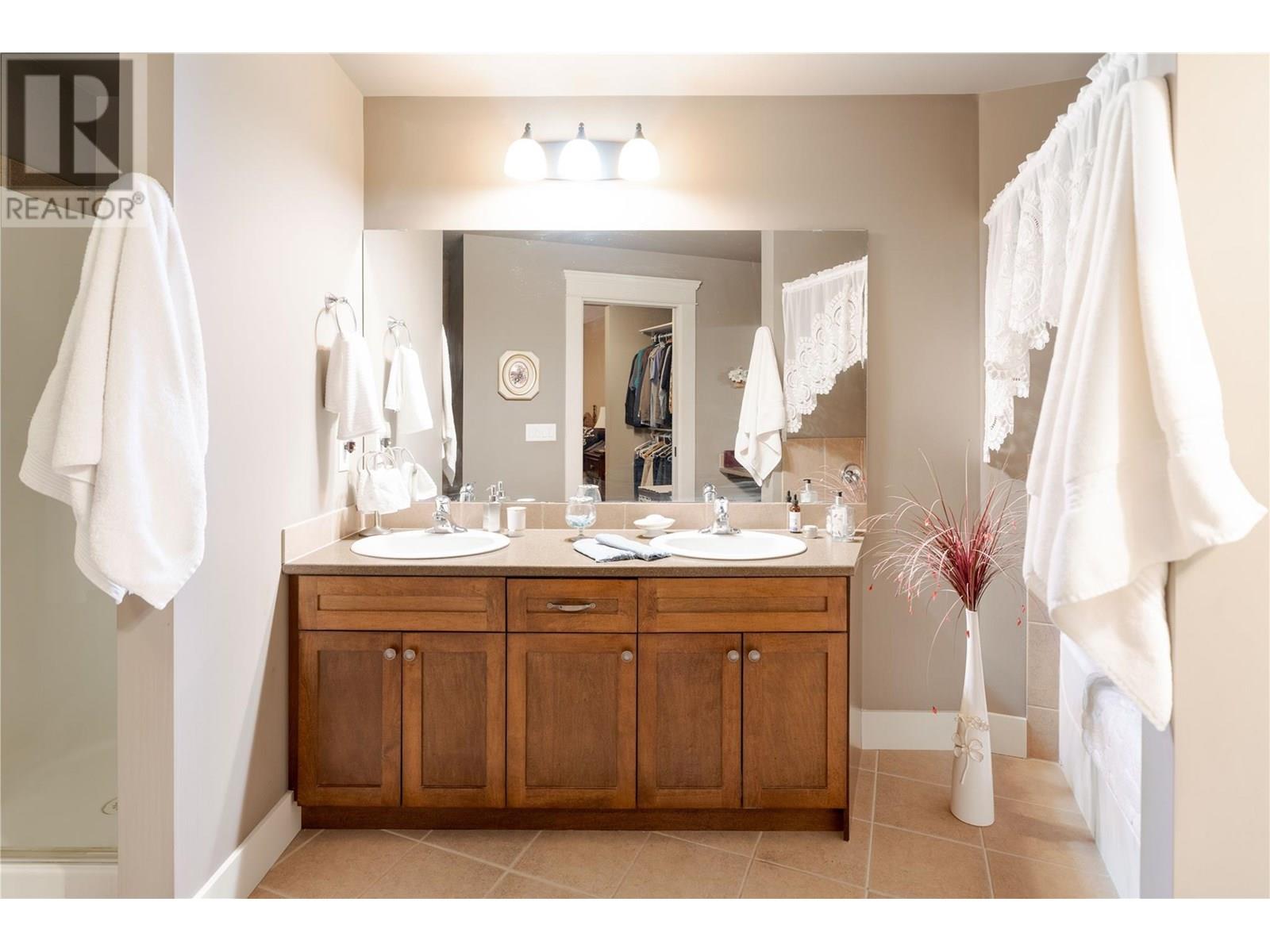 2070 Boucherie Road Unit# 519, West Kelowna, British Columbia  V4T 3K9 - Photo 20 - 10338596