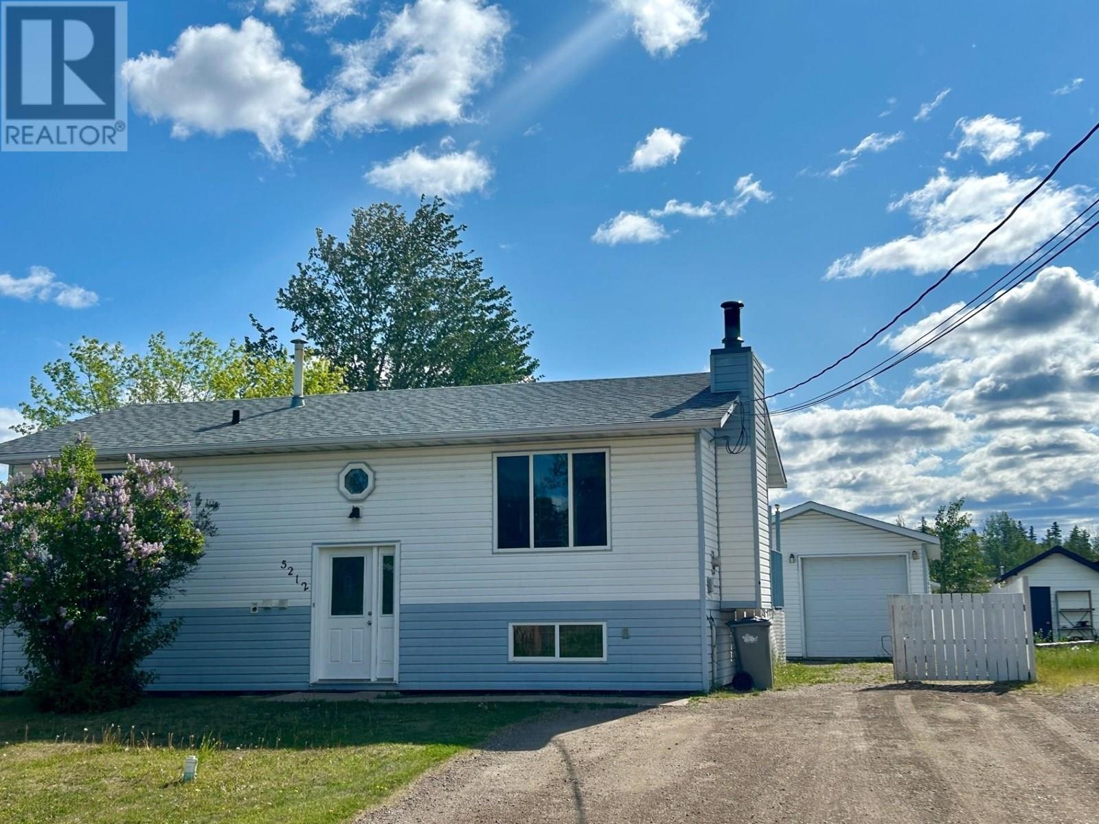 5212 ASPEN CRESCENT, Fort Nelson, British Columbia