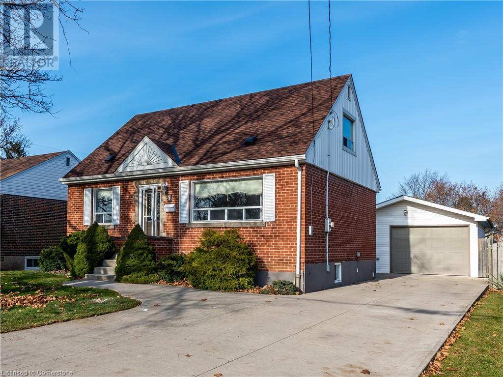 5 Carene Avenue Unit# Lower Suite, Hamilton, Ontario  L8K 3W3 - Photo 3 - 40739954