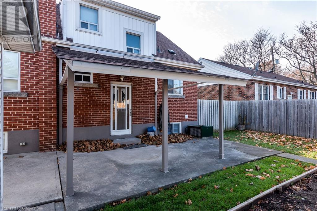5 Carene Avenue Unit# Lower Suite, Hamilton, Ontario  L8K 3W3 - Photo 4 - 40739954