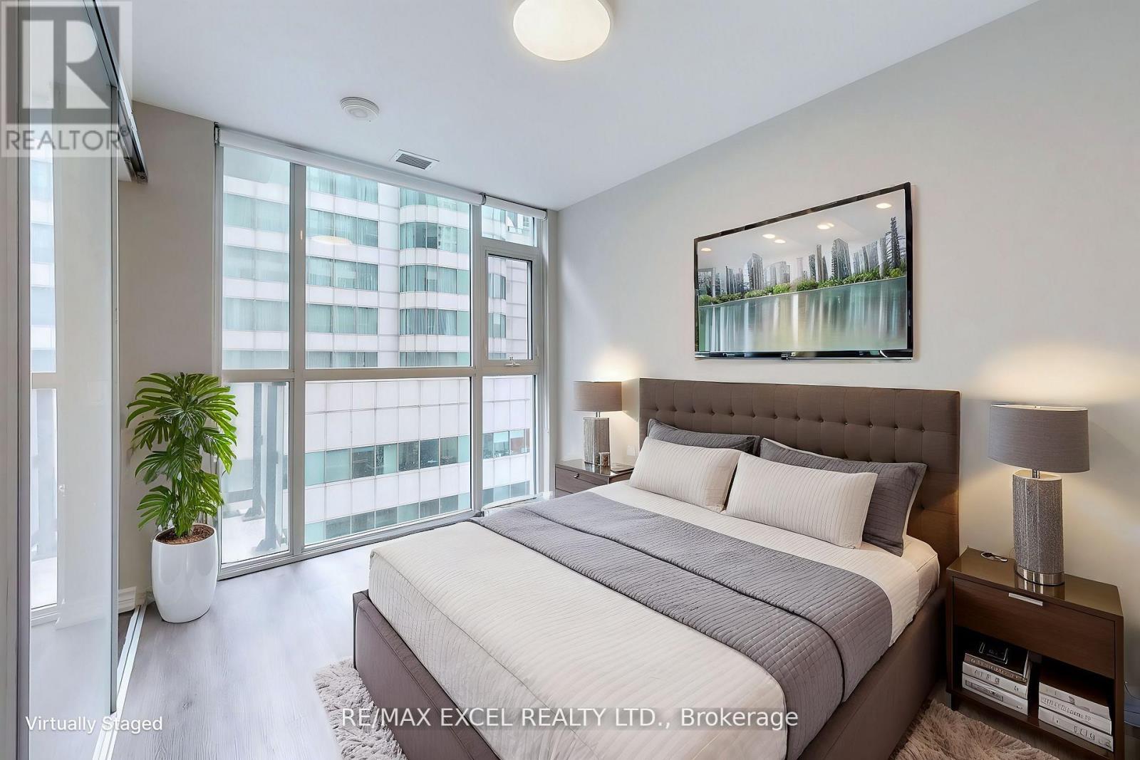 1218 - 87 PETER STREET, Toronto, Ontario