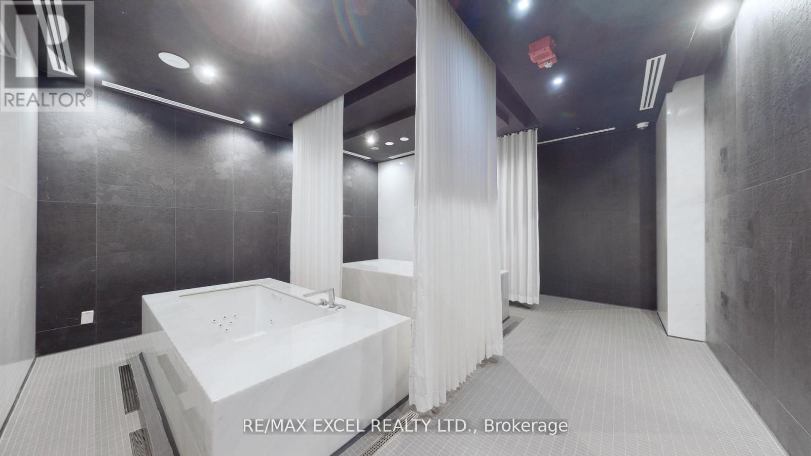 1218 - 87 Peter Street, Toronto, Ontario  M5V 0P1 - Photo 32 - C12213033