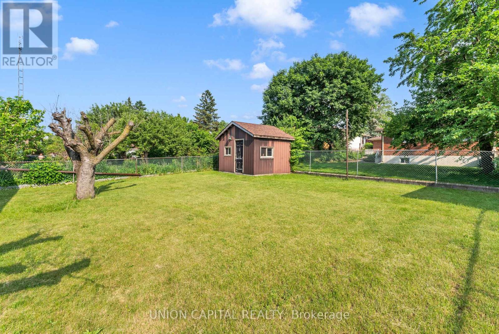 43 Ernest Avenue, Toronto, Ontario  M2J 3T4 - Photo 33 - C12213107