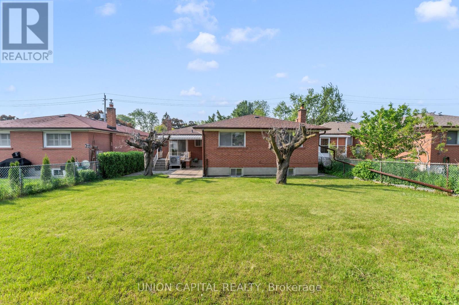 43 Ernest Avenue, Toronto, Ontario  M2J 3T4 - Photo 35 - C12213107