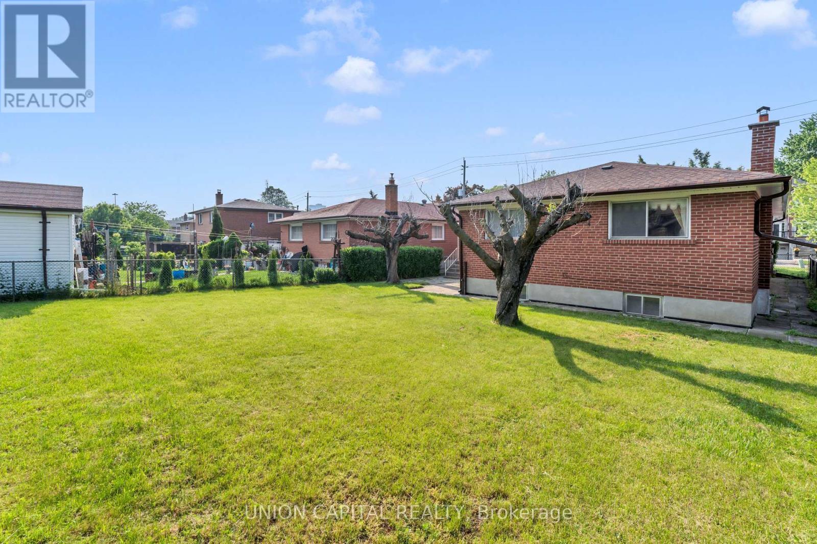 43 Ernest Avenue, Toronto, Ontario  M2J 3T4 - Photo 36 - C12213107