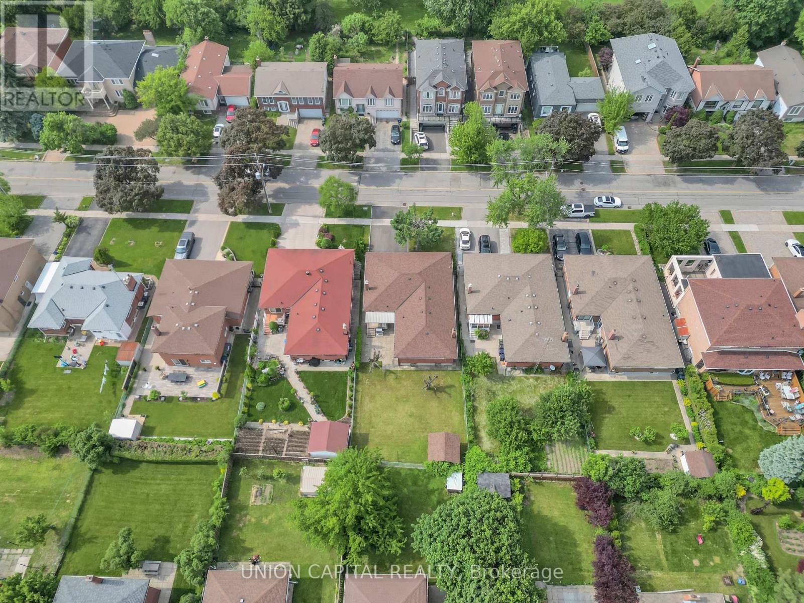 43 Ernest Avenue, Toronto, Ontario  M2J 3T4 - Photo 39 - C12213107