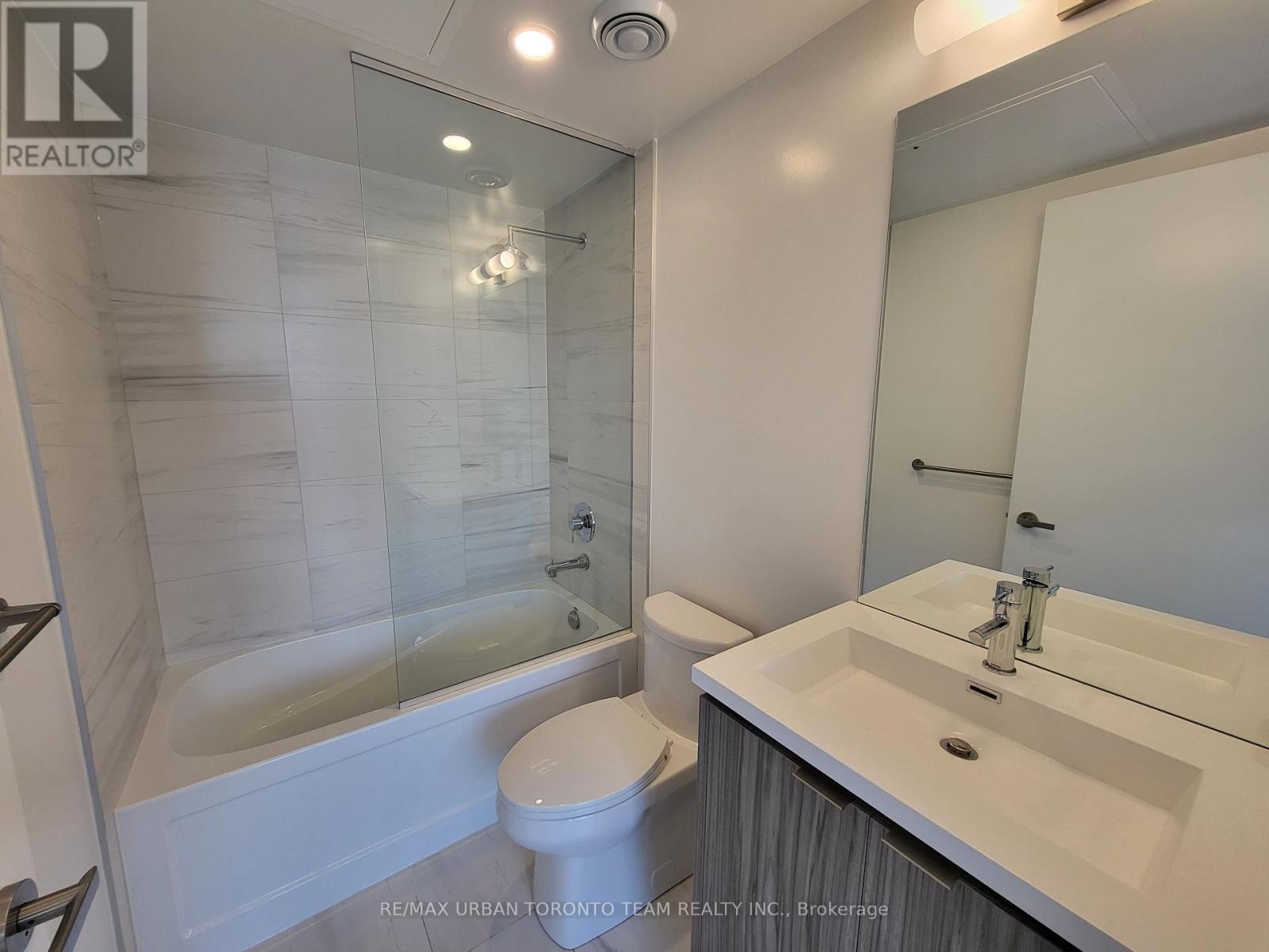 3611 - 55 Cooper Street, Toronto, Ontario  M5E 0G1 - Photo 16 - C12213121